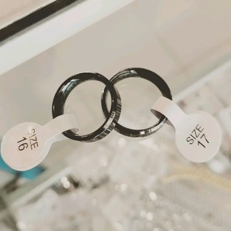 Cincin Couple Titanium Hitam Polos Tebal dan Slim Cowok Cewek Unisex 2