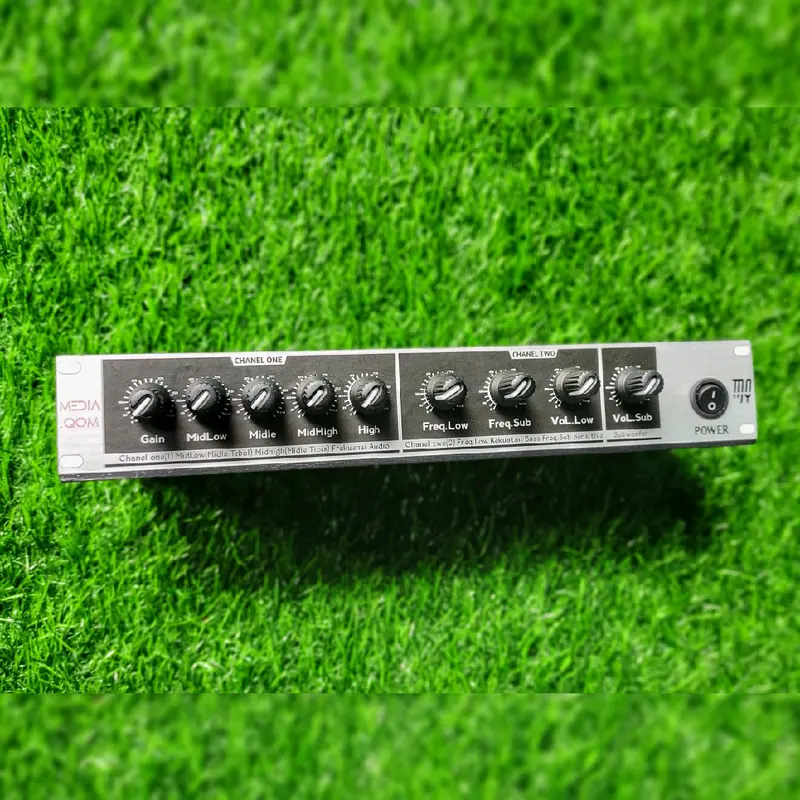 Cros Gen.3 Miniatur 4way TControl Pemisah suara Subwoofer midle DC/AC 1