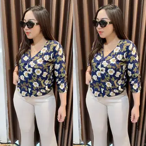 Grosir Natalia | Blouse Kancing Motif Bunga Material Rayon Wanita Atasan Rayon Baju Panjang