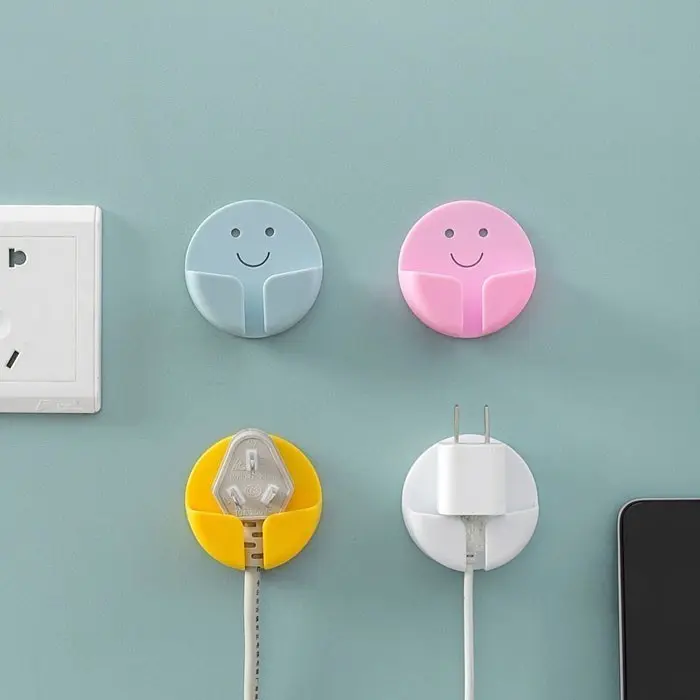 POPULER Gantungan Kepala Charger Bulat/ Holder dinding stop kontak/ serbaguna 2