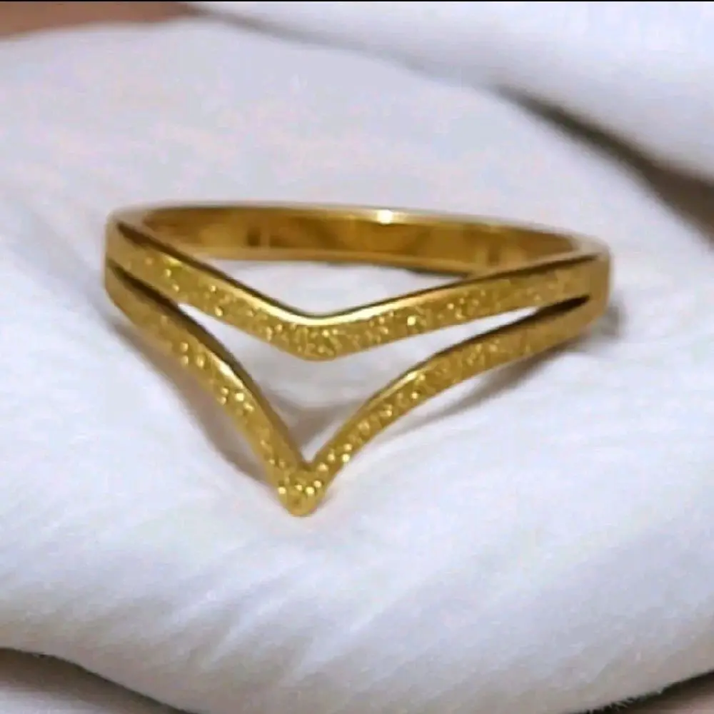 Cincin Titanium motif fuji pasir elegan fashion wanita korean warna gold 24k anti luntur Rings