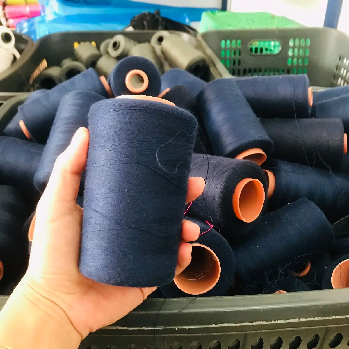 Benang jahit 40/2 5000 yard / benang jahit murah