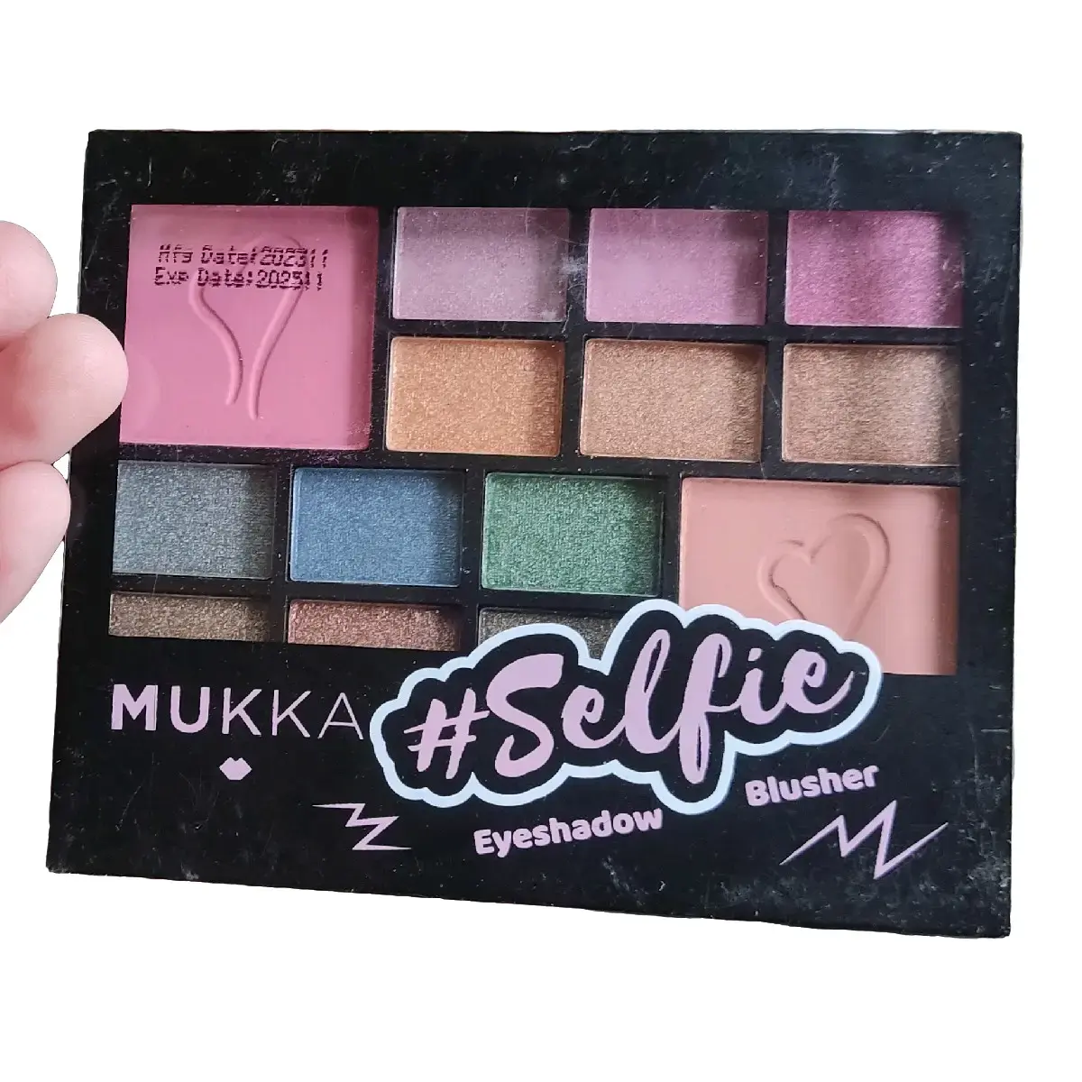 *eyeshadow mukka murah   Waterproof