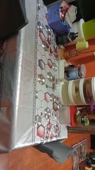 Product Review of Taplak meja gaya kontemporer kualitas tinggi hot stamping waterproof pvc taplak meja 3d heksagonal dan pola bunga from L**a A**a 0