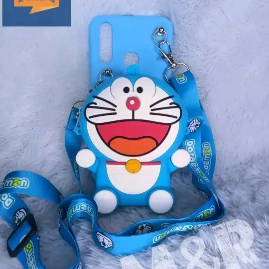 casing dompet karakter Doraemon tali selempang 2