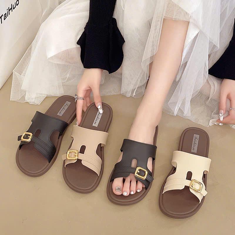 Dép nữ thời trang mùa hè 2025 dép lê nữ đế bệt gắn khoá vàng quai ngang chất PU êm chân BTdep