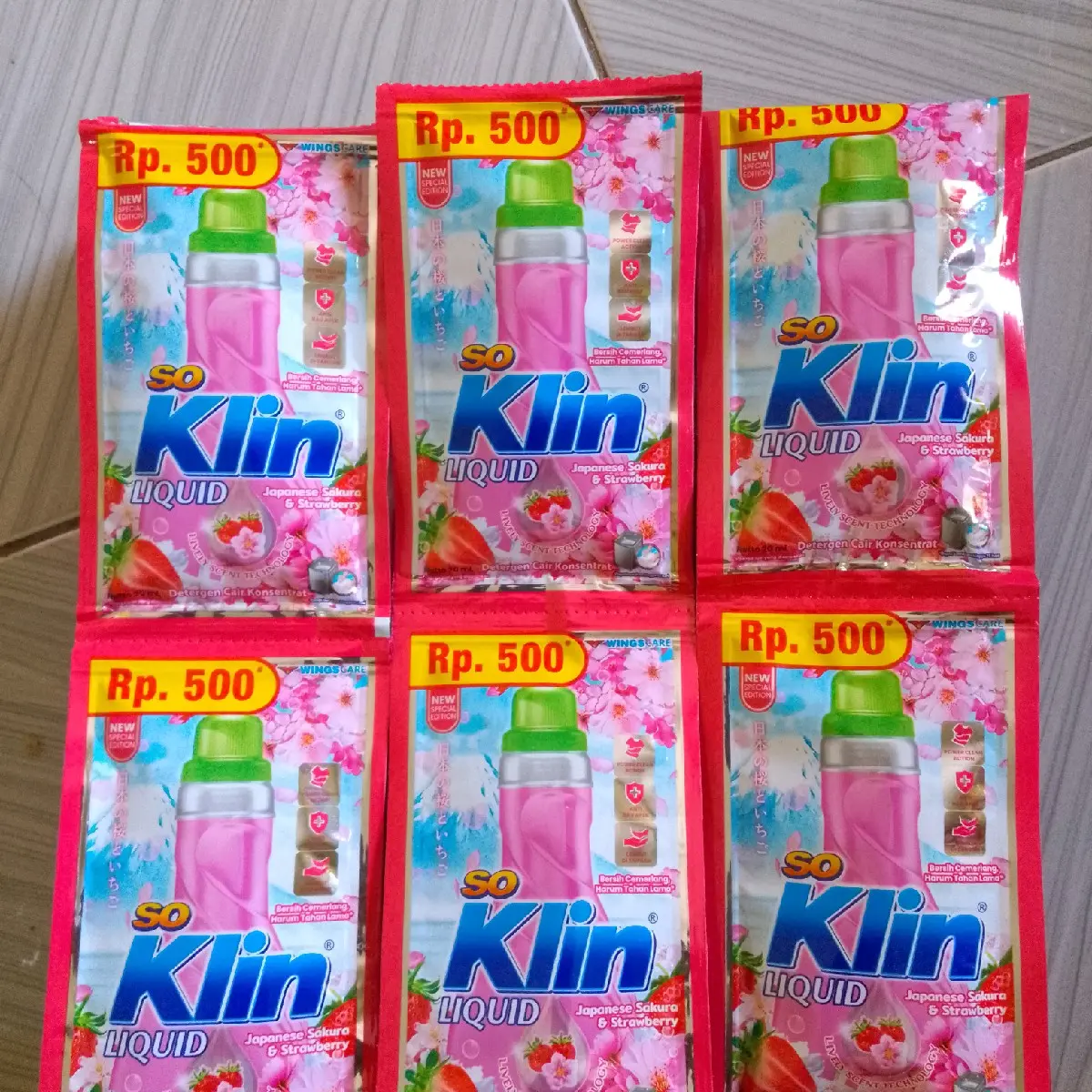 Soklin Liquid Cair Sachet @500an (1 Renceng Isi 12 Sachet/Pcs) - Detergen Cair - Laundry, Detergent