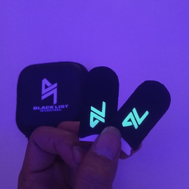 Product Introduction of Sarung Jempol Gaming Menyala dan Poch Box Penyimpanan - Aksesoris Gaming - Accessories Game sarungjempol premium Joystick finger trigger 1