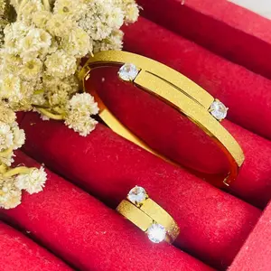 Gelang dan cincin titanium (harga persatuan)