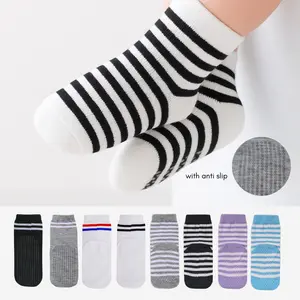 Kaos Kaki Anak Anti Slip Bayi Polos Strip Panjang Lovittle