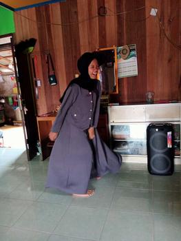 Product Review of FANYA SET - SET BLAZER DAN ROK KOREAN STYLE by Ihdiiya from ** 1