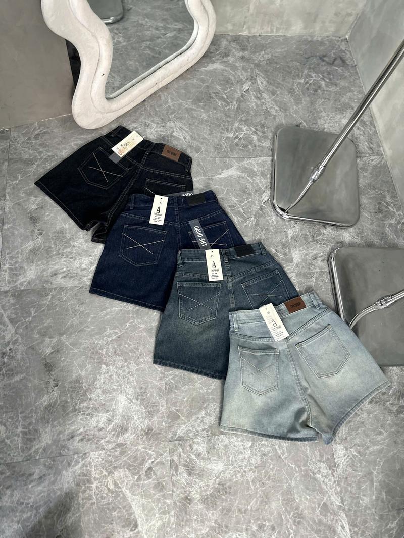 Product Introduction of THE QUẠO - Quần Short Jean Nữ Lưng Cao Thêu Túi Sau S1203_614 39