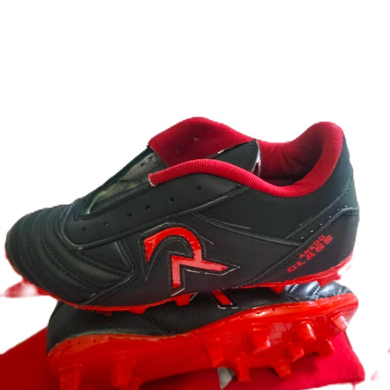 sepatu sepak bola anak, anak berbagai model mulai dari ukuran 33-37 0