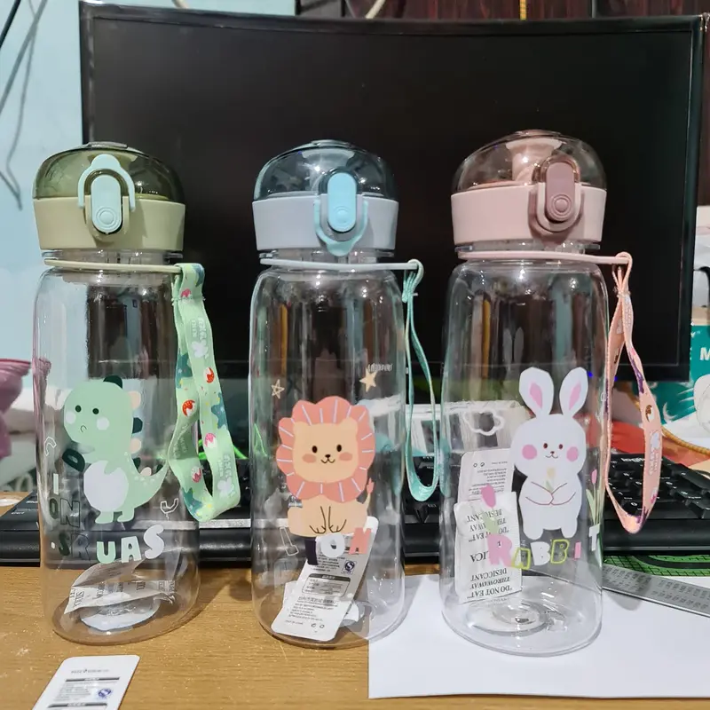 Botol minum anak motif Dino Lion Rabbit 580ML 1