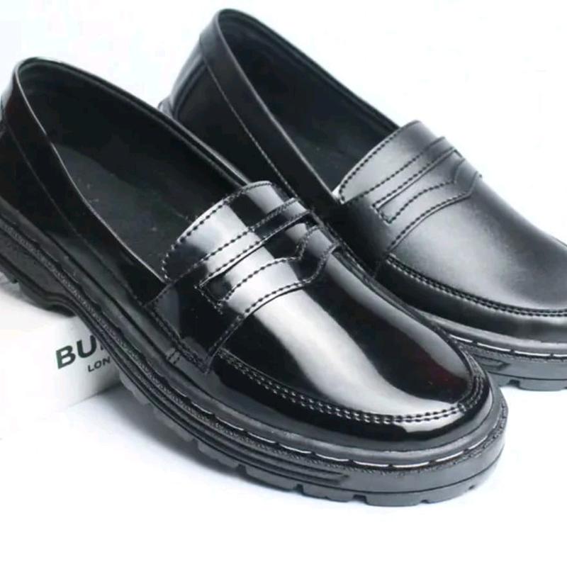 Docmart Kulit Sintetis Pantovel Pria Slip On Sudah Jahitan Sol Anti Jebol Shoes Pantofel Kerja Hitam Flat Kasual Karet 2