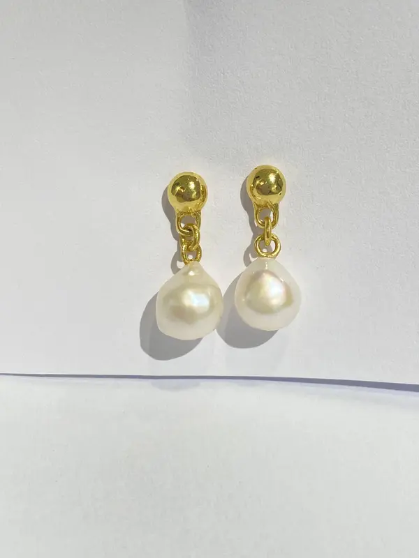 [B] Anting Giwang Nia 9k Bunga Cantik Emas 22K untuk Wanita Penggunaan Sehari-hari Elegan Earrings 2