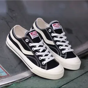 PROMO TERBARU !!! sepatu pria Sneakers Pria Fashion Pria dan wanita Sepatu Kasual sepatu sekolah Sepatu Hitam putih Vntela Low Public Vntela High Public Sepatu Karet Casual Shoes