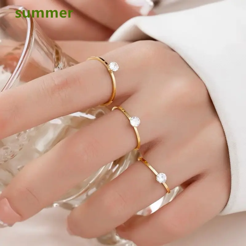 Cincin titanium solitaire wanita yang tidak pudar cocok untuk pakaian sehari-hari 0