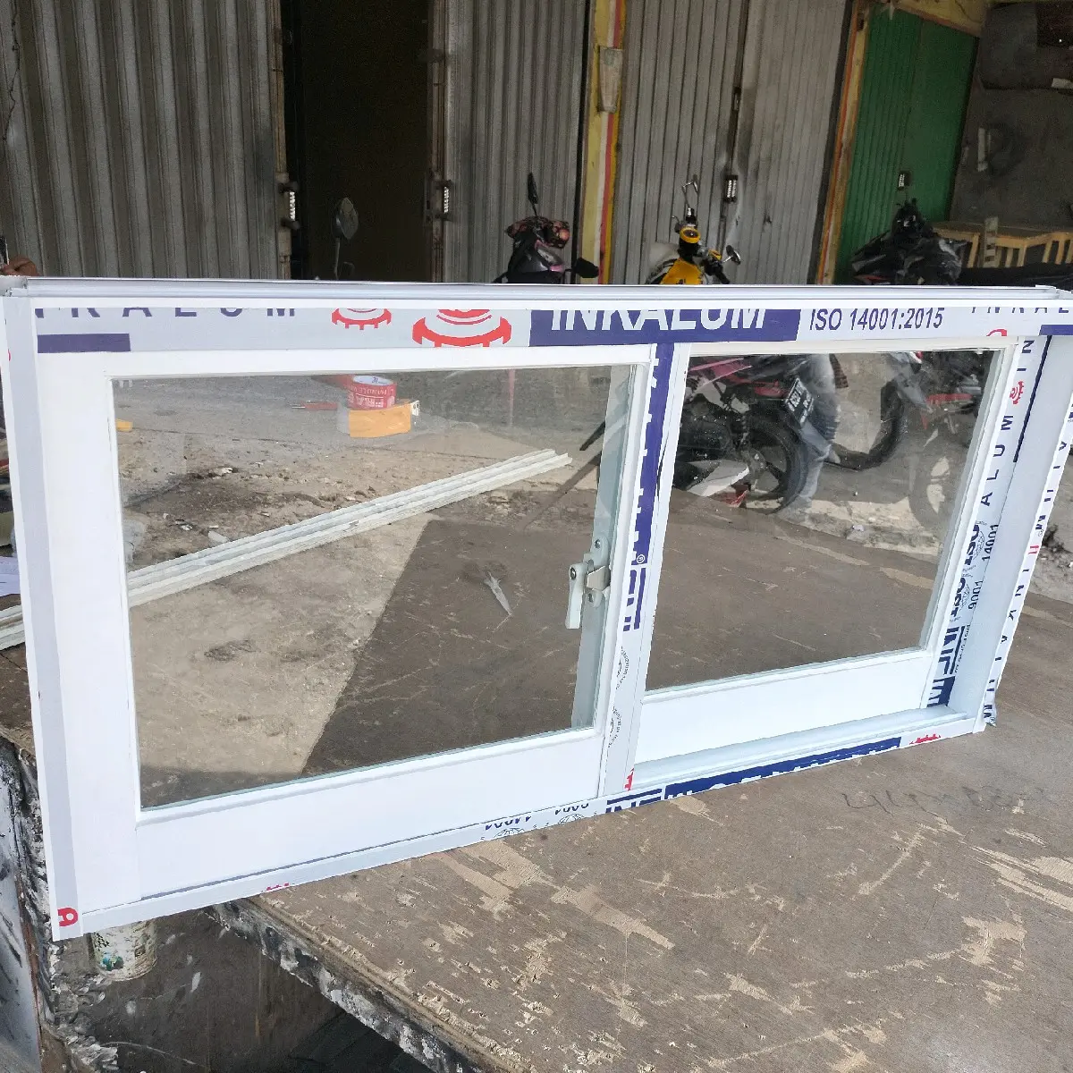 JENDELA SLIDING T50 X L100 ALUMINIUM BAHAN JUMBO PINTU VENTILASI JENDELA DAPUR MINIMALIS MODERN TERBARU MURAH