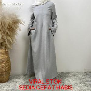 Gaun berzip depan yang bergaya, reka bentuk hujung bawah elegan, gaun ringkas serbaguna, gaun panjang Muslimah.Pakaian wanita dewasa berwarna.Cheongsam Kebaya, diperbuat daripada kapas premium.