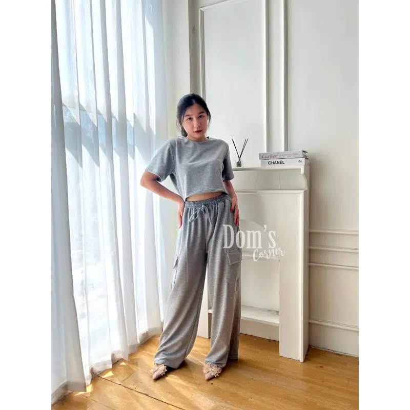 Domscorner - Ji-Yu Cargo set - celana cargo - atasan crop top - basic shirt - basic tee - kaos polos - set ala korea - baju ala korea - cargo pants Karet Katun 3