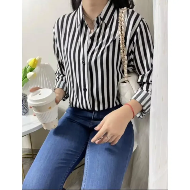 KEMEJA WANITA STRIP TERBARU / ATASAN SALUR MODEL KOREA LENGAN PANJANG Baju Casual Motif Stripe Oversize 4