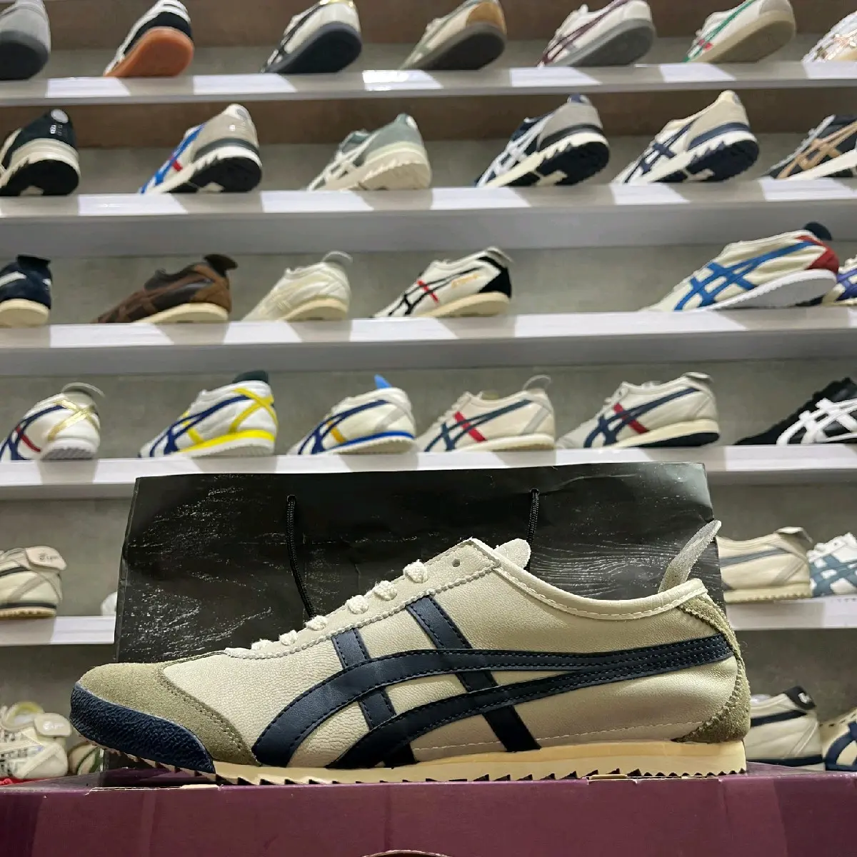 Sepatu onsu tiger japan cream navy