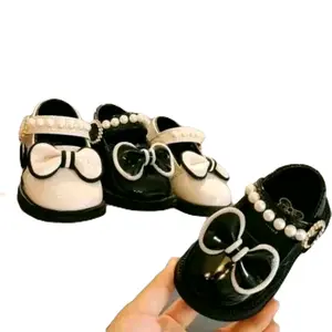 sepatu anak perempuan model boot bahan kilap