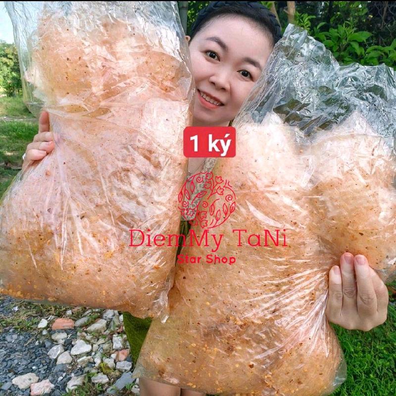 1 ký bánh tráng Muối Tỏi Phi trộn sẵn k tặng thêm gói tỏi phi