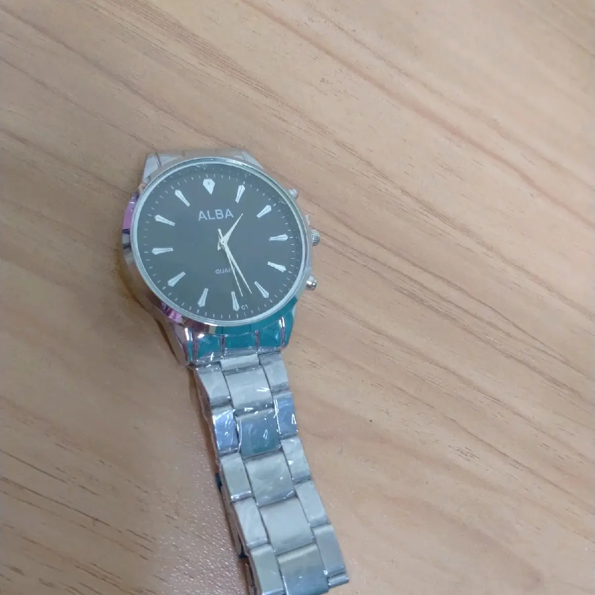 jam tangan pria cocok untuk dipakai orang dewasa