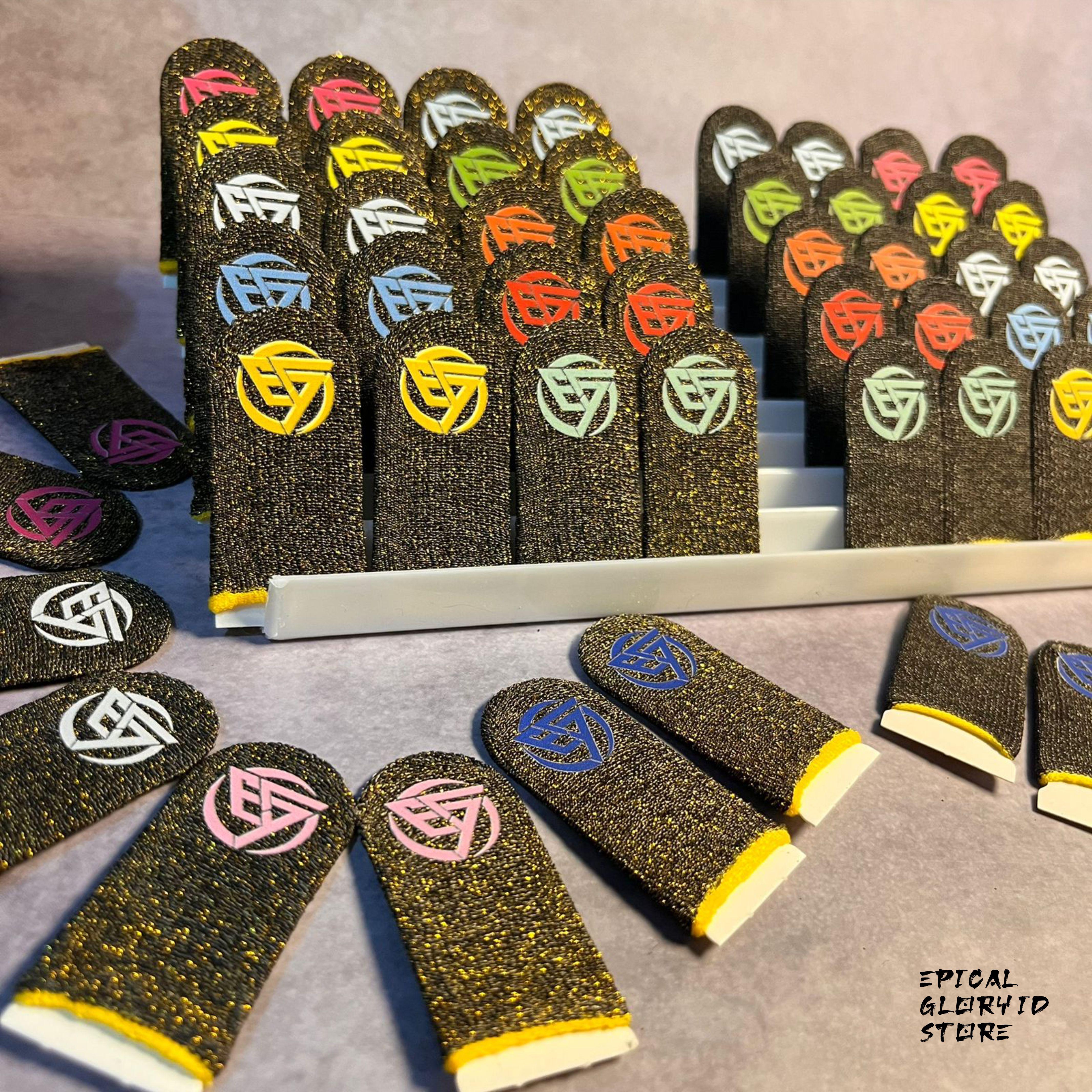 Epical Glory Sarung Jempol Gaming Reflektif Anti Slip Silver Reflective Responsif Edisi Khusus Kualitas Terbaik untuk Gamers