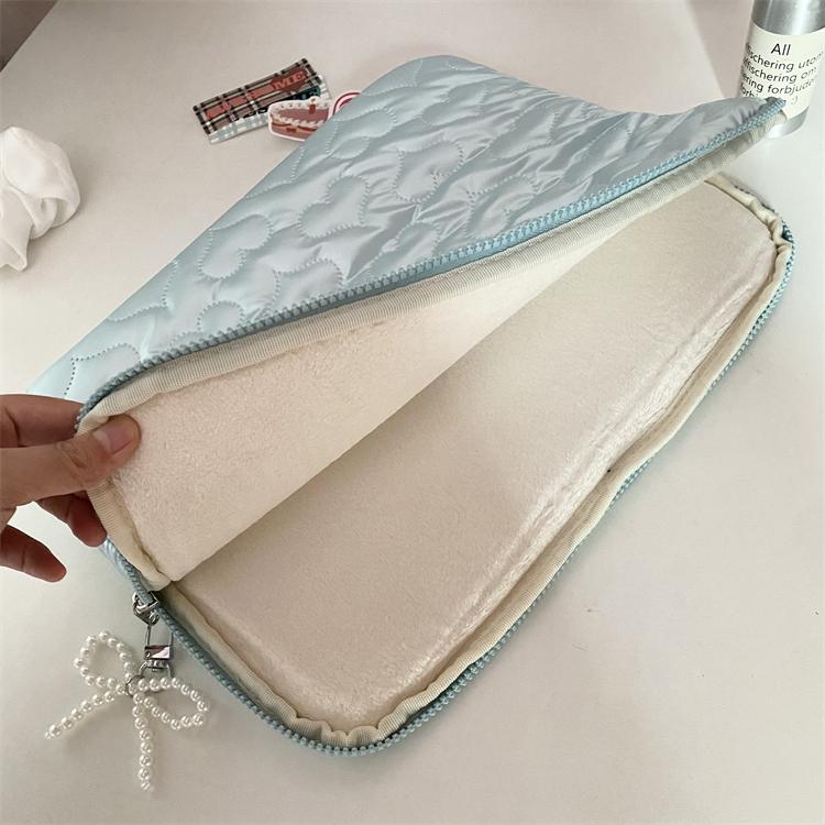 Product Introduction of Instagram Cute Love Bow Pearl Computer Bag crochet  laptop 5