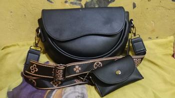 Product Review of Akaci store | ZURAA Tas selempang wanita Terbaru 09-8233 Bahan Sintetis  kuliah kerja kantor ibu Polos Kulit PU kuliah kerja pesta from C**🥀 0
