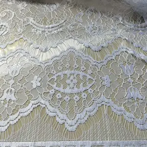 kain super glosy santily Raina