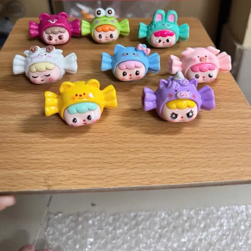Một set Cham đồ chơi trang trí mua 9 mau