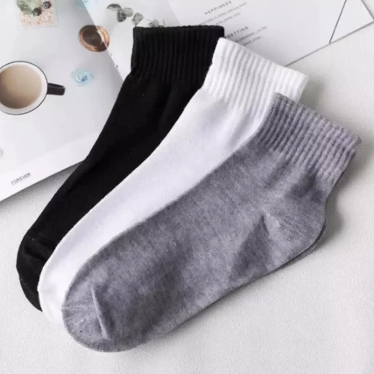 Kaos Kaki Pria Wanita Sekolah Polos Bahan Spandek Warna Black White Grey / Random