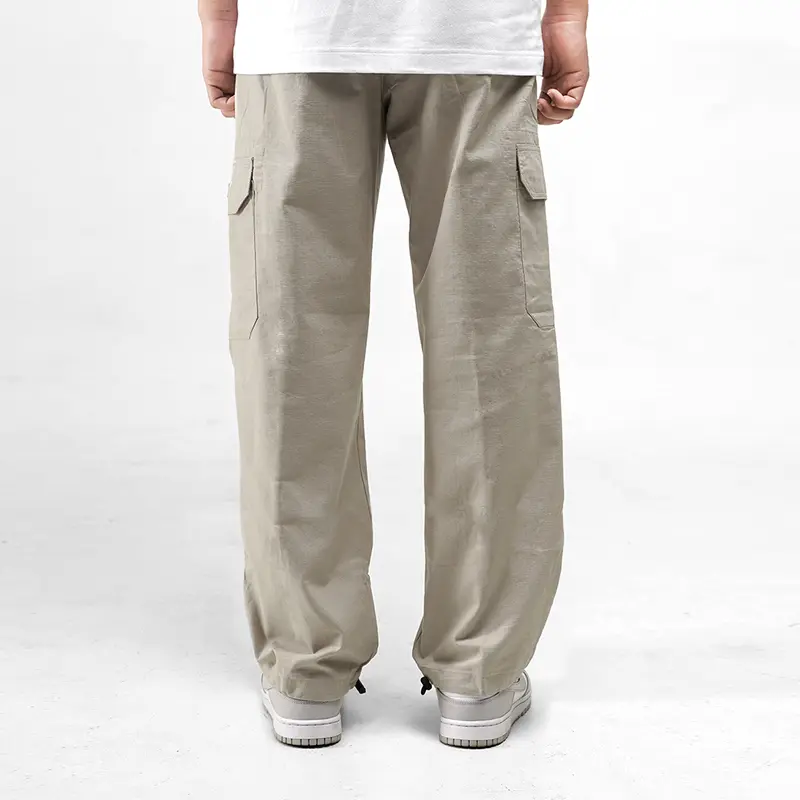 POPSUITE Celana panjang Pria Cotton Cargo Pants in Khaki 2