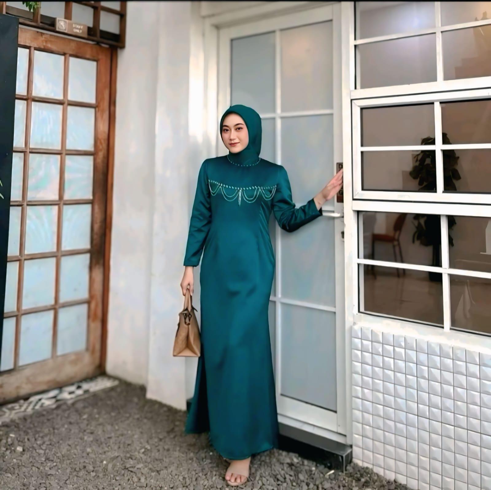 Dress Kondangan Wanita Remaja Terbaru 2025 Simple Elegant Bahan Satin Silk  Premium Warna Mahogany Emeral Gren Mauve Ukuran M L XL