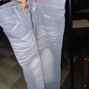 Celana Jeans Panjang Pria Reguler Fit Bahan Denim Premium