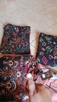 Product Review of Gamis Cap - Batik Multi Colour Bahan Rayon Super Jumbo Gamis Kekinian By Batik Cincaro muslim Wanita gaun lebaran kaftan crinkle maxi satin twill vanya hitam 《m》 • black baju brokat kondangan 2024 exclusive Premium from ** R**a 0