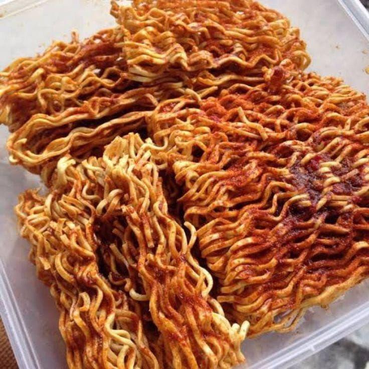 Mie kremes / Mie kriting Jajanan anak jadul endulita