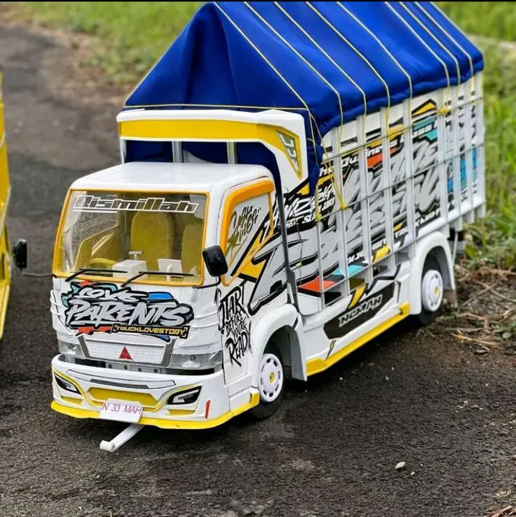 miniatur truk oleng anak anak kekinian