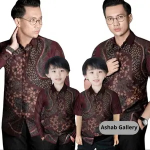 BAJU BATIK AYAH DAN ANAK COWOK WARNA BURGUNDI MOTIF BATU Kemeja