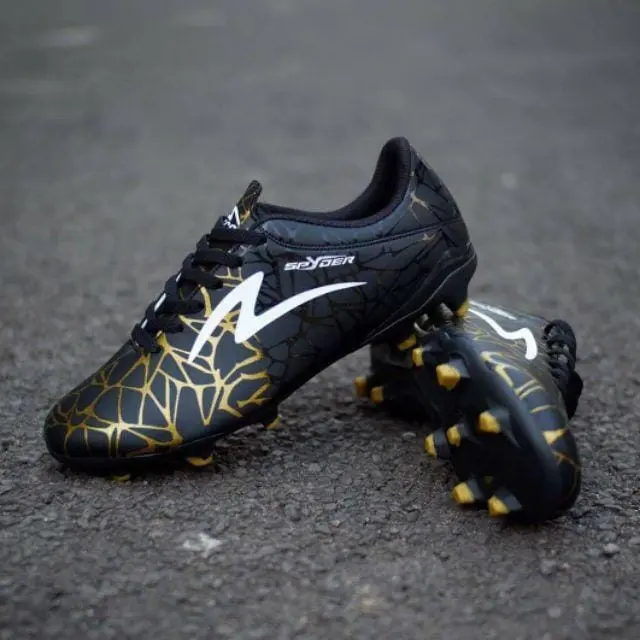 Sepatu bola SPECS spider gold