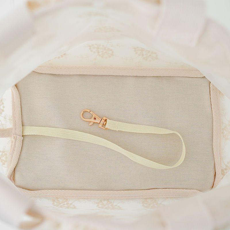 Summer New Pet Outing Portable Breathable Shoulder Bag Teddy Small Dog Dog Backpack Lace Portable Cat Bag 3