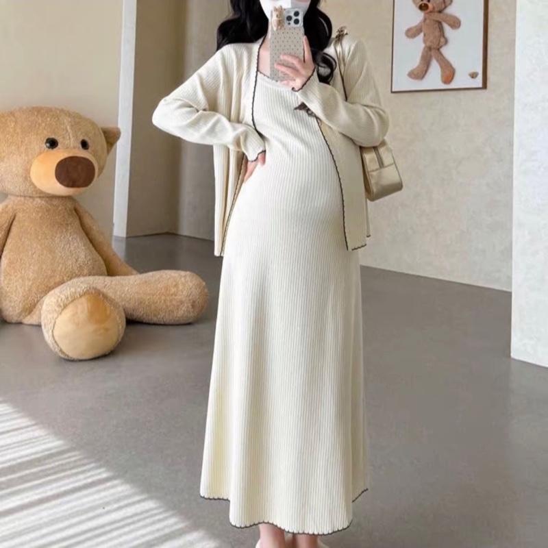 Set đầm bầu gồm áo cadirgan và đầm 2 dây thiết kế chất mềm