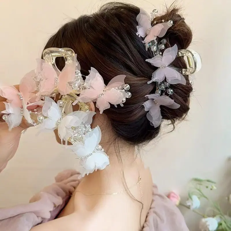 Sweet and cute butterfly hair clip back of the head grabbing shark hair clip ladies hair clip headdress