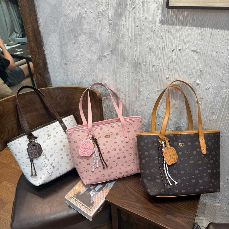 (Tặng charm 4 món) Túi Tote Túi Công Sở Hoạ Tiết Gấu Xinh Dễ Thương Đi Làm Đi Học Vừa Laptop A269 Hoa Sữa Shop