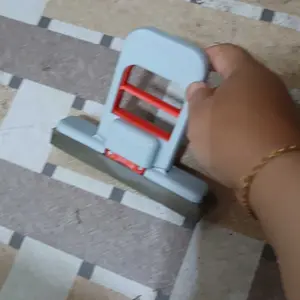 Pel Pembersih Multifungsi Meia Kecil Tidak Mengotori Tangan untuk Meja Dapur Kaca dengan Spons Gratis 50% OFF