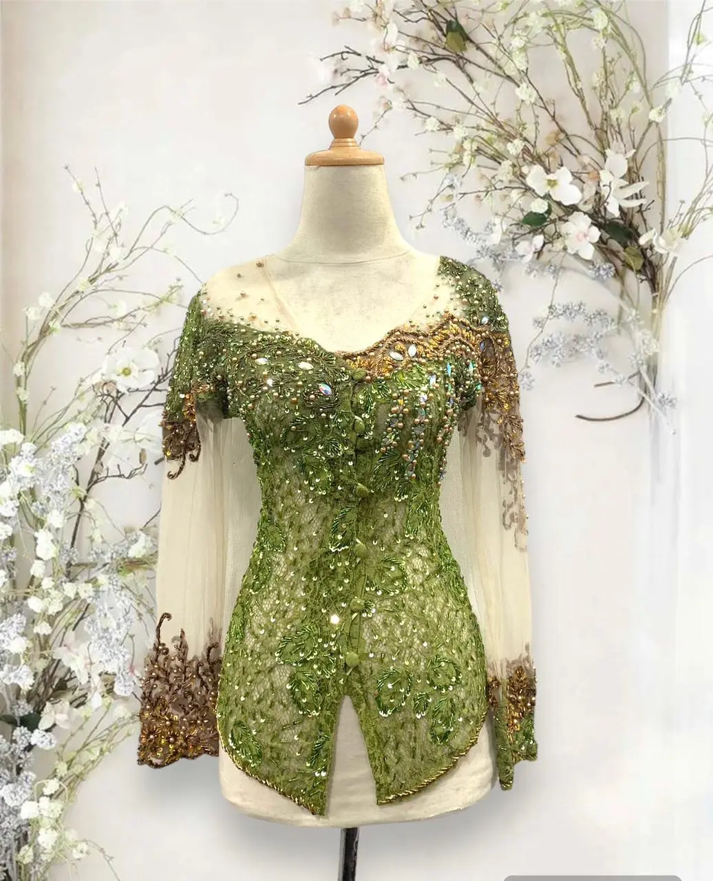 KEBAYA WISUDA/ KEBAYA SINDEN PAYET/KEBAYA SINDENMODERN/KEBAYA SINGER/KEBAYA SINDEN MODERN